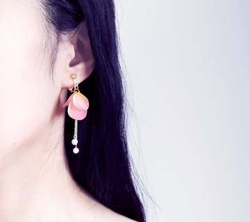 幸運四葉 魚尾繁生 櫻花粉紅 14K包金 手工垂墜耳環 耳夾