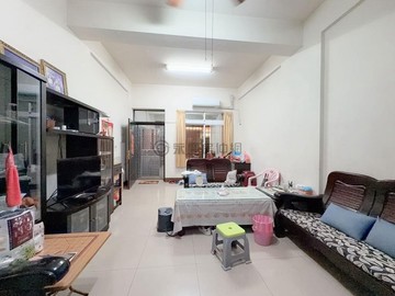 和平臻藏｜市心靜巷4房美墅 室內空間寬敞｜屏東縣屏東市和平路