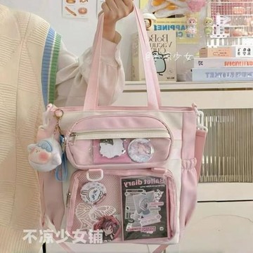 可愛二次元谷子透明斜挎包學院少女大容量托特包吧唧扎板痛包