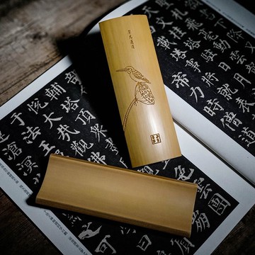 原創手工定制徽州竹雕臂擱手把件竹夫人小凱抄寫經書專用腕枕竹片