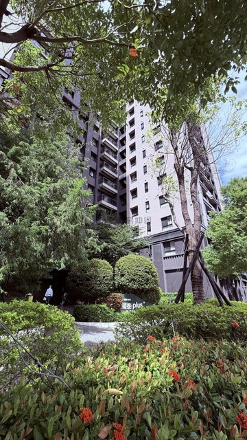 超稀有國泰｜高樓景觀豪宅｜四房・雙平車極致珍藏｜台中市北屯區崇德八路一段