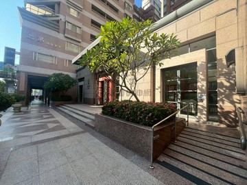 五期文心森林公園捷運機能美宅｜四房平車朝南視野戶｜台中市南屯區大墩十街