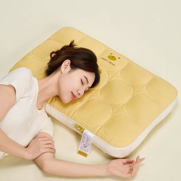 跨境小熊豆乳面包枕-乳膠片定型枕頭卡通萌趣成人立體枕芯家用批