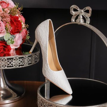 香港高跟鞋女細跟2025年新款秀禾主婚紗訂婚禮服宴會日常氣質單鞋