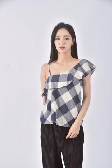 (S) zara質感吊帶格紋單肩藍色上衣