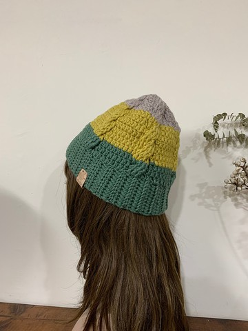 麻花帽系列。。純手作。綠/黃/卡其 。適合55-60cm頭圍