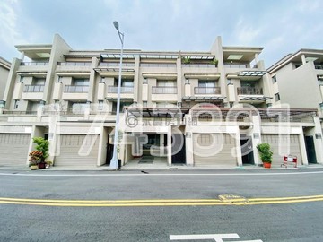 大降價｜太平新光特區｜悅敦峰｜臨路車庫孝親別墅｜台中市太平區立行街
