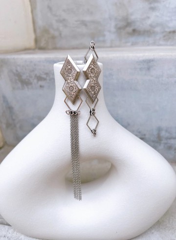 【12】souka 耳針 耳夾 不對稱 長款 銀色 誇飾