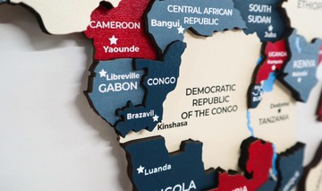 Mavera 3D 木製世界地圖