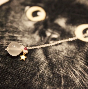 粉晶石（14mm) 配 鍍金小星星 ，貝母櫻花及小石榴石，925純銀頸鍊