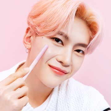 colorgram Glitter Undereye Maker 01 Cook Pink Beam