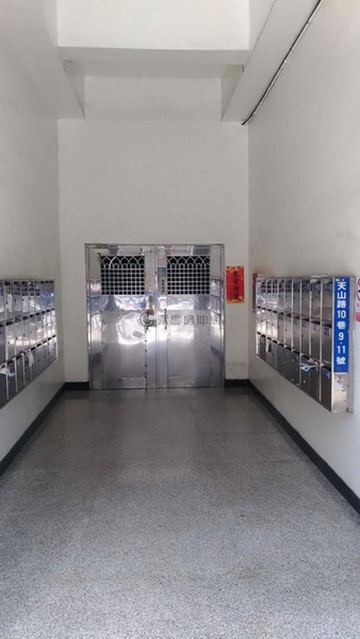 亞灣｜家樂福旁【光華國宅】大三房｜高雄市前鎮區天山路