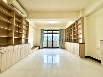 豐原大道山景第一排朝東南店面電梯透天｜台中市豐原區豐原大道三段