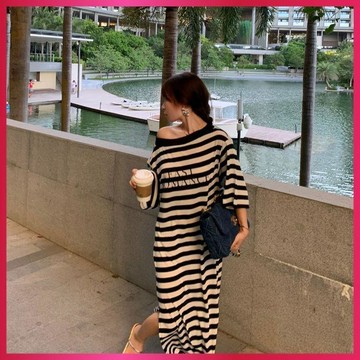 『ATC』大尺碼洋裝女 胖妹妹夏日新款 溫柔風露肩大尺碼長裙 一字肩寬鬆條紋洋裝