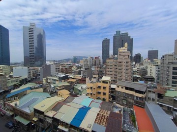 近光榮碼頭~亞灣漢神低公設景觀美採光大三房｜高雄市苓雅區苓雅二路