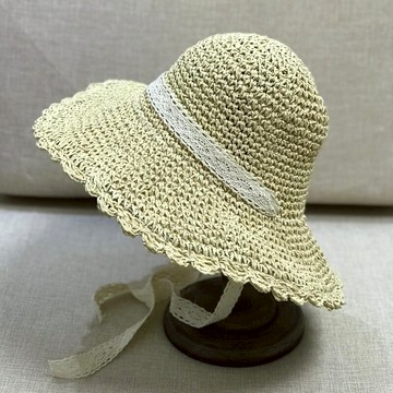 親子帽成人兒童蕾絲綁帶草帽女夏天清新大沿遮陽防曬帽海邊沙灘帽1入