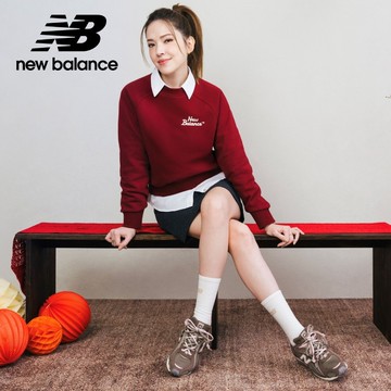 【New Balance】 NB 圓領長袖衛衣_女性_米杏/紅咖任選_WT61L61ZMCR/AGA (許瑋甯著用)