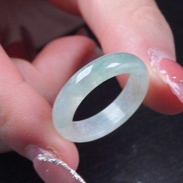 冰飄綠花翡翠戒指戒圈 | 國際14圍 | 天然緬甸玉A貨翡翠 | 送禮