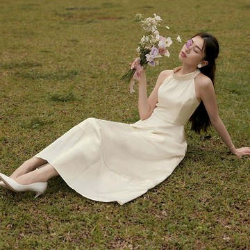 OB嚴選 削肩繞脖收腰緞光小禮服洋裝 《DA10068》大尺碼/女裝/現貨