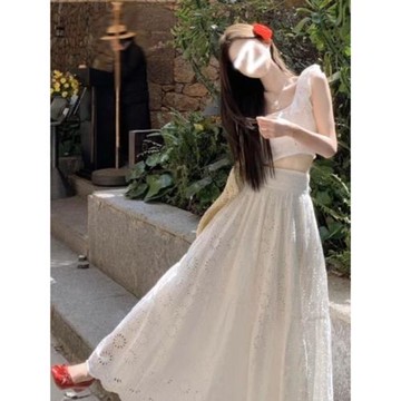 韓系白色鏤空一字領露肩上衣女超仙遮肚子顯瘦高腰半身裙子兩件套