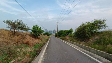 阿蓮土庫段雙面臨路近高科交流道有電地下水美農地	｜高雄市阿蓮區土庫段