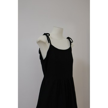 【 UYK 】現貨推薦🔥夏季甜美風波浪紋綁帶式收腰短洋裝 2colors