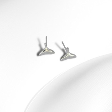 925純銀 | 小小鯨魚尾巴_耳環