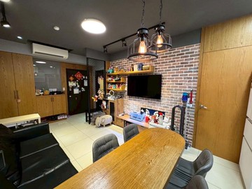 左營高鐵⭐️福山學區．高坪效現代工業裝潢兩房平車｜高雄市左營區文自路