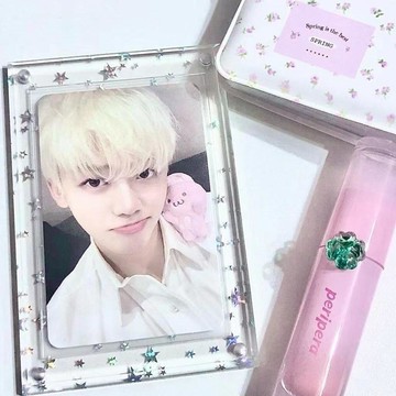 💕 新品搶購   鐳射愛心 星星 帶凹槽 亞克力卡磚 卡夾 小卡 拍立得 展示相框 專輯小卡