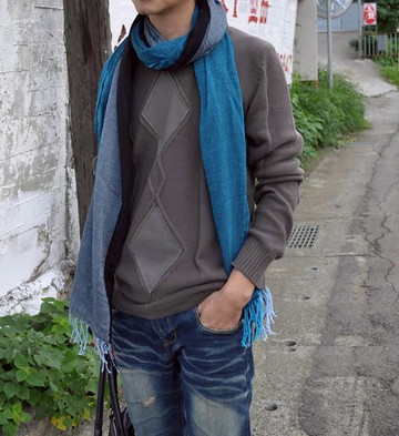 現貨出清不退不換，慎選-男款英國學院風格韓版圓領造型拼接格紋男針織衫【CZ0701】ibella