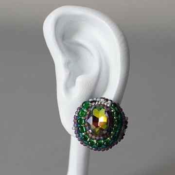 Chatty耳夾1 圓形綠超大無鎳耳夾之一珠刺繡