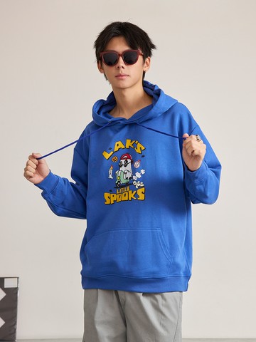 漫遊愜意潮流中圖長帽T