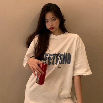 FUXI 短袖t恤女 短袖上衣 寬鬆白色t恤 韓版復古印花上衣 中長款上衣 打底衫 圓領上衣 女裝 衣服【A6641】