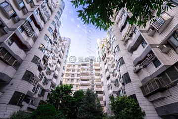 水湳｜寶貴世家｜三房平車｜衛浴開窗｜超美屋況｜台中市北屯區后庄一街