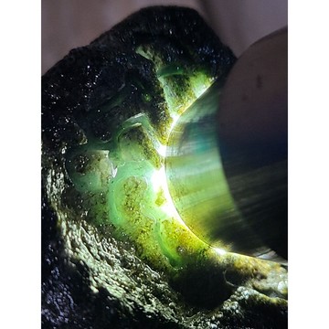 【七彩翡翠】 緬甸 翡翠 天然 原石 半賭石 開窗料 半明料 南奇場口 南齊場口 特價品 台灣現貨 1415g