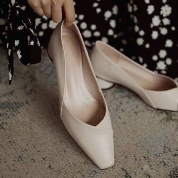 法式仙女風2025秋季新款軟皮白色女粗跟小方頭軟皮低跟一腿蹬單鞋