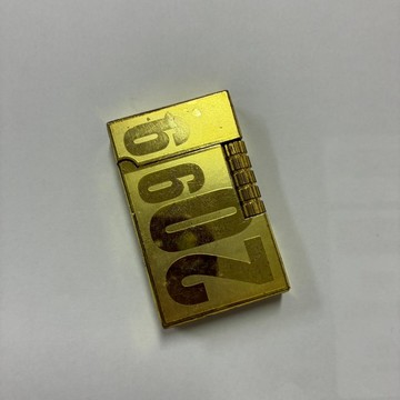 [沐沐屋]金色格紋打火機 側推砂輪