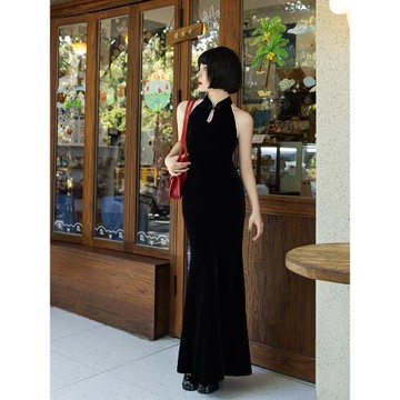 江南絮｜絲絨旗袍黑色掛脖連衣裙禮服氣質魚尾輕奢高級感修身顯瘦