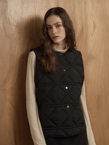 Ava Sleeveless Quilting Vest (Black)_YW24J109