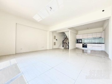 臻善全新大四房大面寬雙車住店透天｜新竹市北區東濱街