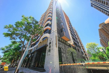 美術館惟美術｜全新屋｜抗跌三房平車｜高雄市鼓山區美術東四路
