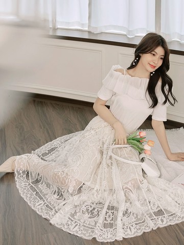 浪漫簍空刺繡腰鬆緊蕾絲長裙