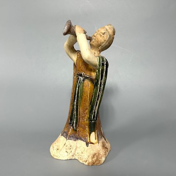 唐三彩仕女樂俑