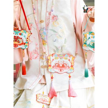 生肖兒童蛇醒獅斜挎背包小女生小兔可愛流蘇男孩寶寶禮物零錢腰包