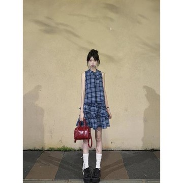 (免運)2025夏季新款韓系寬松顯瘦無袖荷葉邊藍色格紋連衣裙子設計感小眾