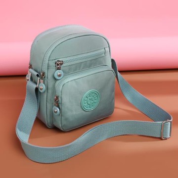 帆布包女斜挎包2023新款網紅小布包尼龍牛津布包百搭休閑運動背包
