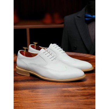 白色皮鞋男真皮休閑2025新款英倫尖頭商務正裝新郎結婚手工牛津鞋