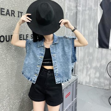 2023春夏日系個性時尚短款寬松復古牛仔馬甲女裝設計感小眾馬夾潮