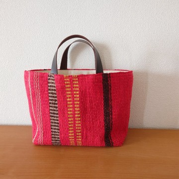 免運費！『TATAMI totebag Msize'榻榻米織法提包 手織工藝 包底加寬大容量，亦適合做為副包使用♪