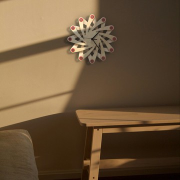 Galaxy - 29 公分現代時尚掛鐘由彎曲膠合板製成